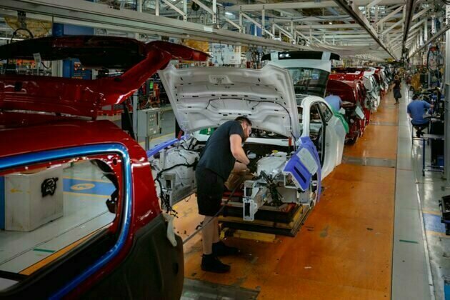 Canada's EV Market Was Already in Trouble-Tariffs Made It Worse, Workers Say