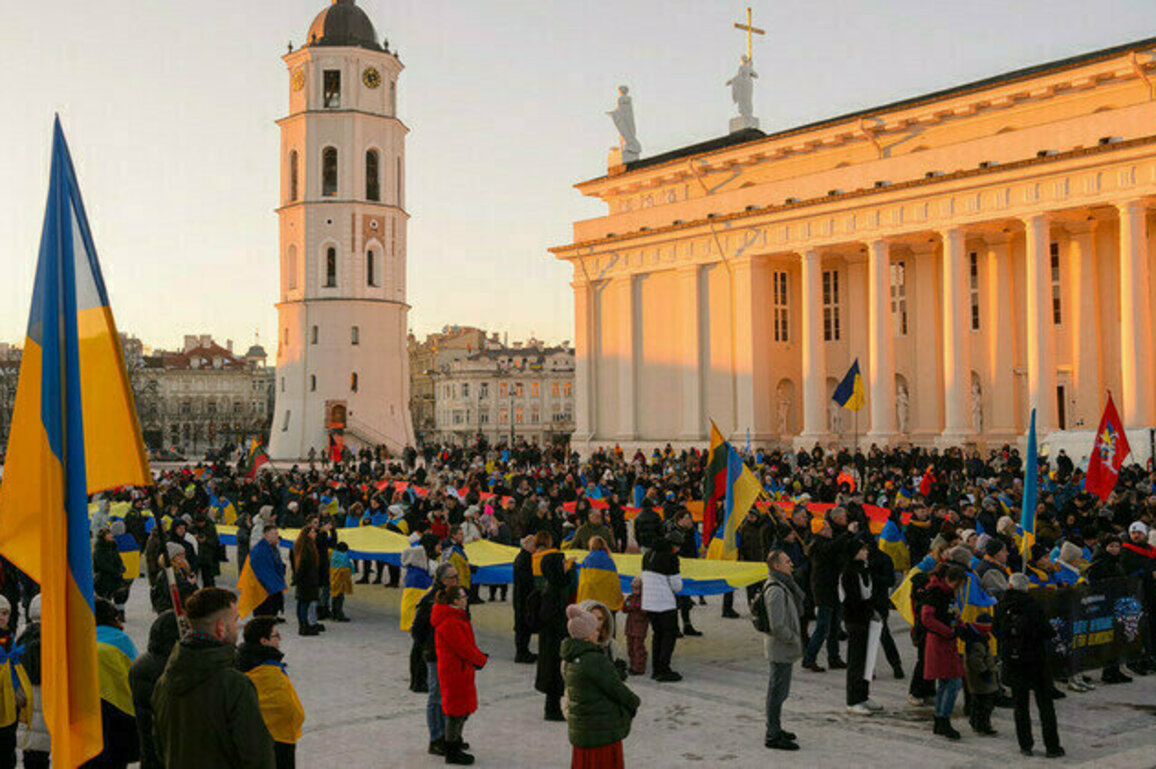 Ukrainians making Russian more common in EU state  official