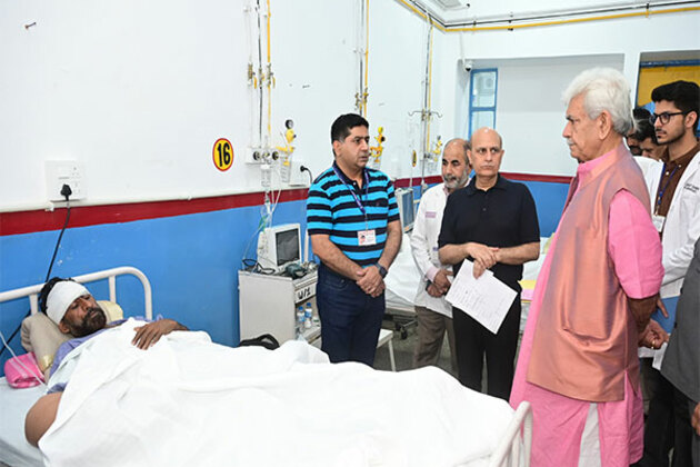 J-K LG Manoj Sinha visits hospital to meet injured victims of Pakistan shelling