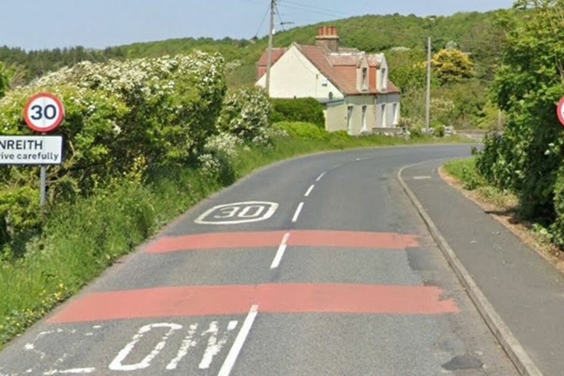 Girl, 8, in critical condition after pedestrians hit by car on Scots road