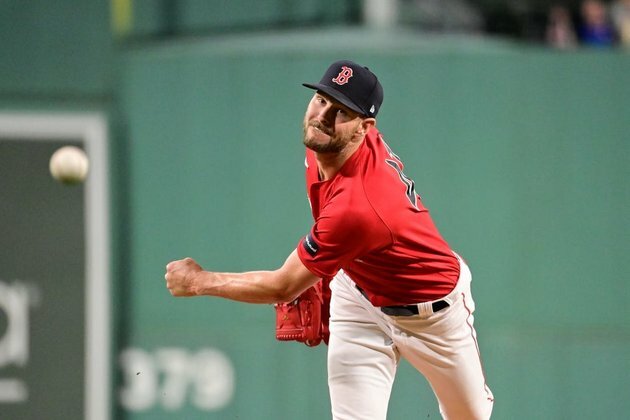 Red Sox edge White Sox to end 2-game skid