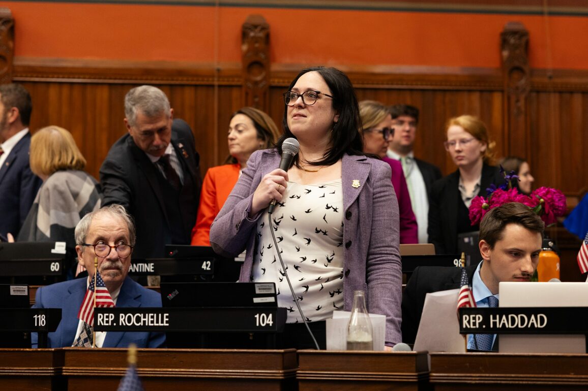 Despite key bills' passage, legislative session ends on sour note