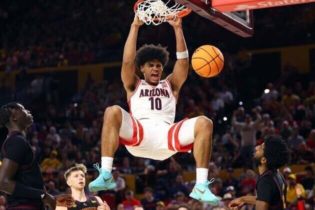 Arizona stays No. 1 while Illinois leaps into top five