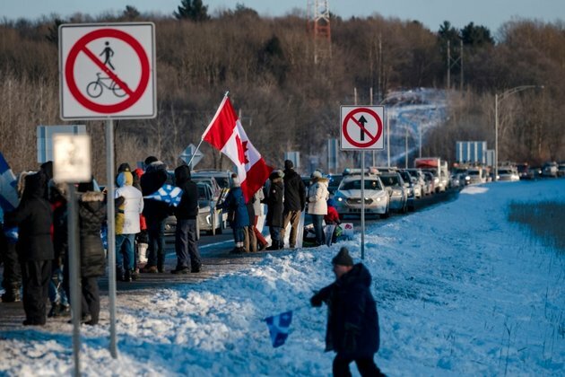 Canada Truckers Head for Ottawa to Protest Vaccine Mandate