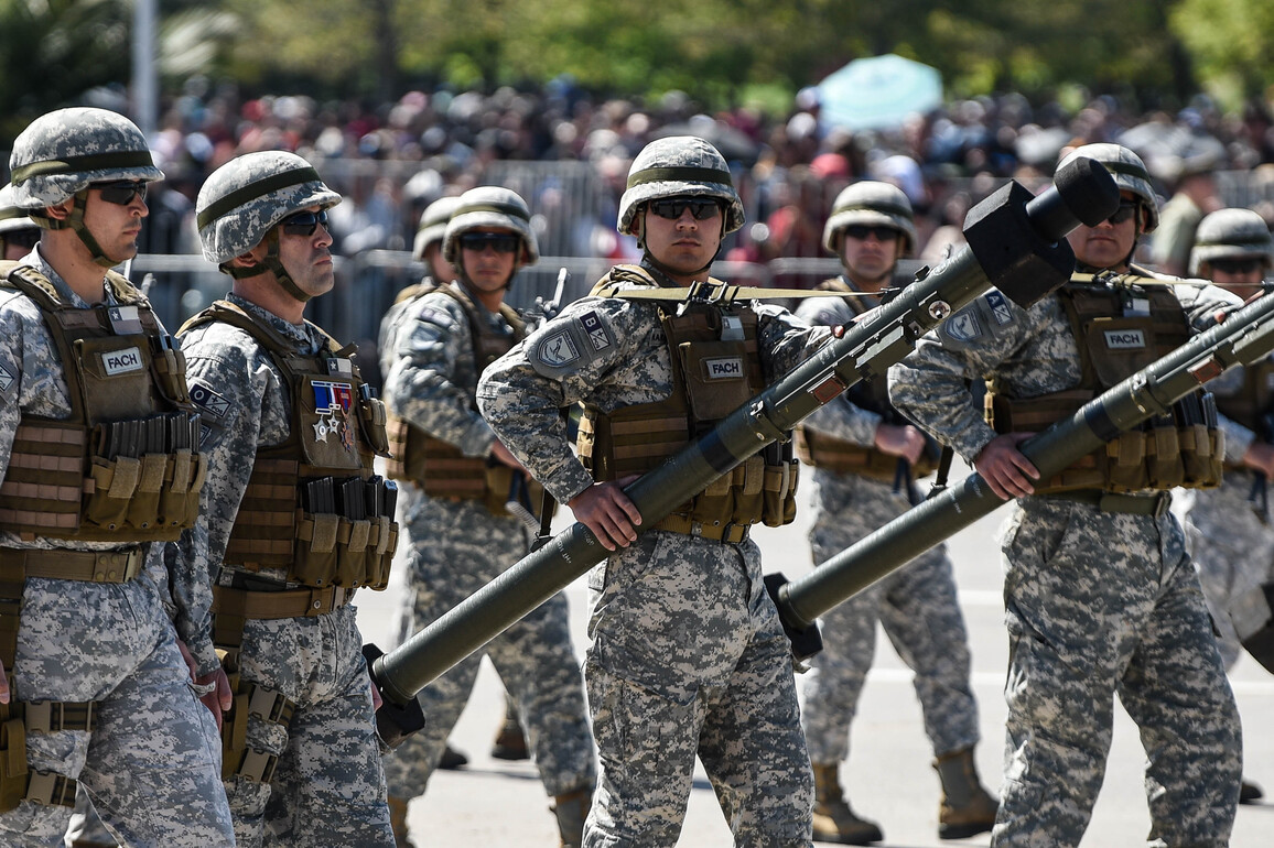 CHILE-SANTIAGO-MILITARY PARADE