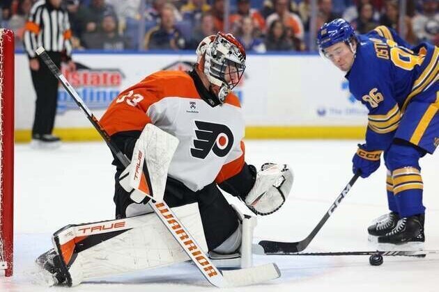 Struggling Flyers, Penguins resume Keystone State rivalry