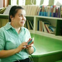 AI is now used for audio description. But it should be accurate and actually useful for people with low vision