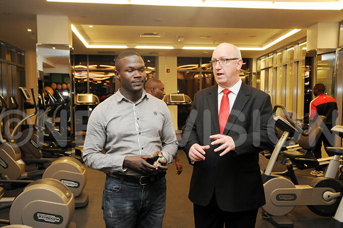  ike ameson the general manager of earl of frica otel  speaks to journalist 