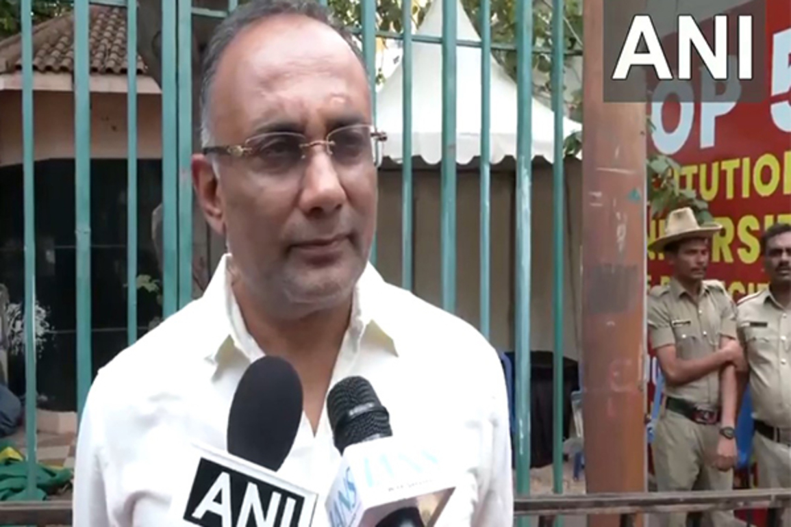 "There's no alarming situation": Karnataka Health Minister on COVID cases