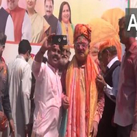 Delhi Minister Ashish Sood joins holi milan programme in Janakpuri, extends festive greetings
