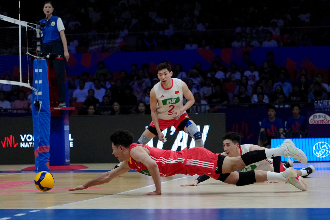 (SP)CHINA-XI'AN-VOLLEYBALL-NATIONS LEAGUE-MEN-CHINA VS SERBIA (CN)