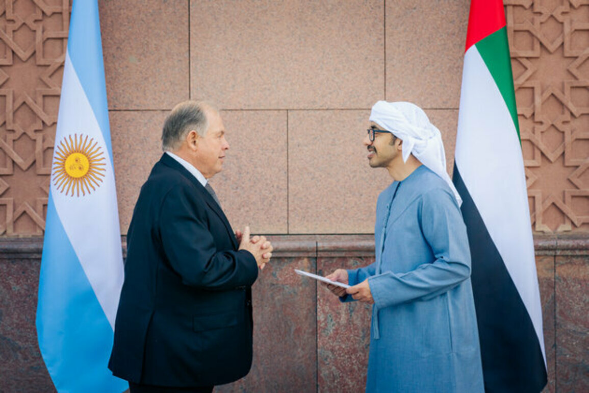 UAE President receives message from President of Argentine