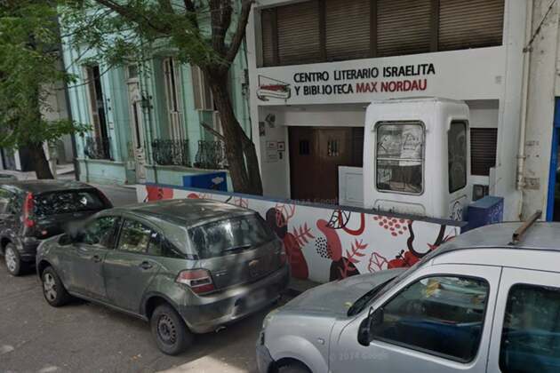 Jewish library and Chabad near Buenos Aires attacked, Argentine Jewish advocates say