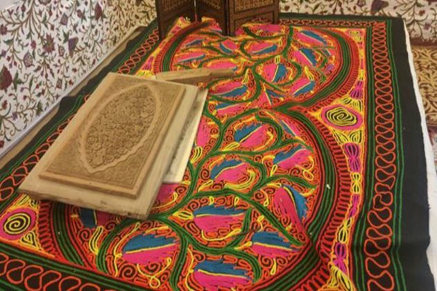 Unveiling the artistic tapestry of Kashmir- G20 delegates enthralled by handicrafts