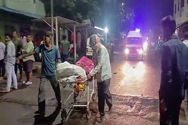 "Deeply distressed:" President Murmu expresses sorrow over SCB Hospital ICU Centre fire incident