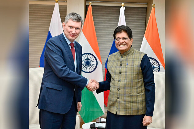 Piyush Goyal holds "productive" meeting with Russian Minister, discusses cooperation in textiles,automobiles, agriculture