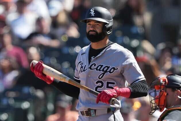 Phillies obtain veteran OF Derek Hill from White Sox