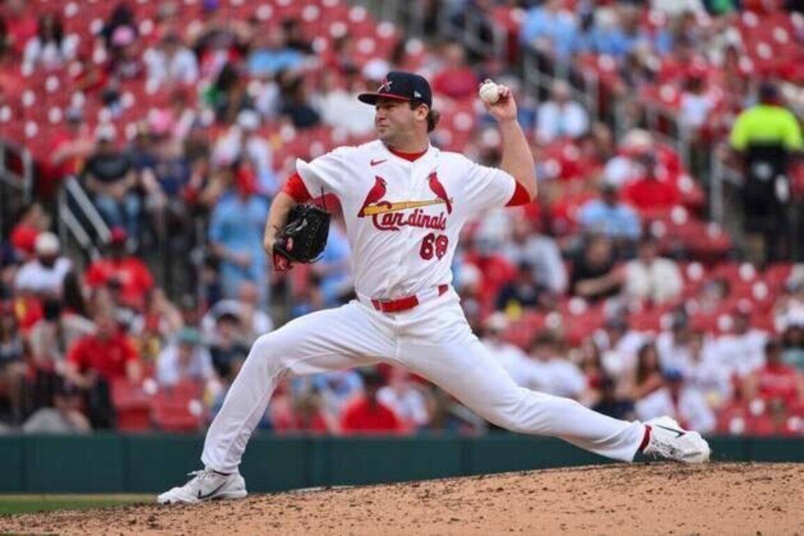Cardinals add to bullpen, recall LHP Jared Shuster