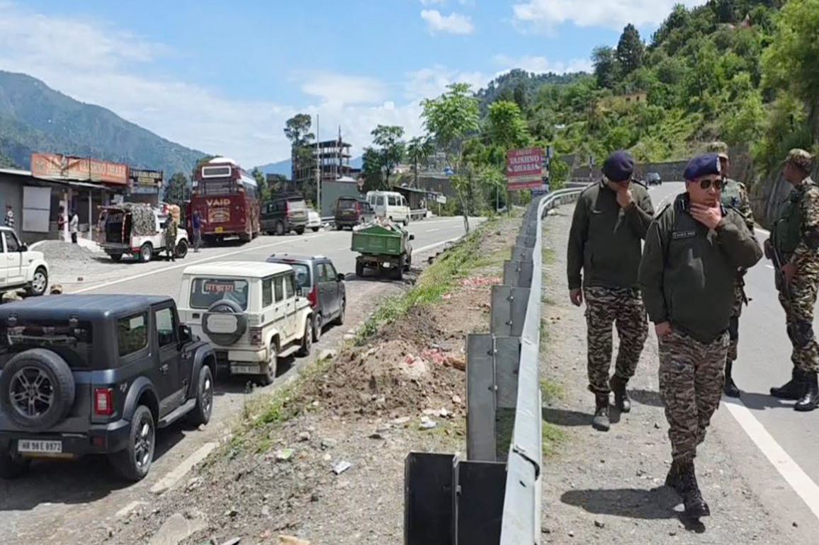 J-K: CRPF tightens security on NH-44 for biannual 'Darbar move' and 'Amarnath yatra'