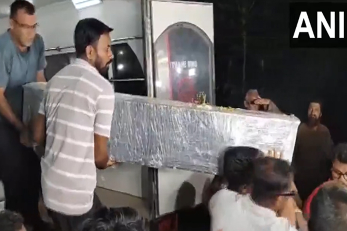 Mortal remains of Puri girl arrive in Odisha from Delhi