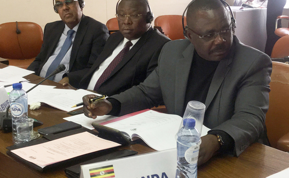 Oulanya (ddyo) n’abanene abalala mu lukung’ana Oulanya (ddyo) n’abanene abalala mu lukung’ana