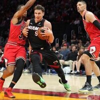 Pelle Larsson sparks shorthanded Heat with Hawks in town