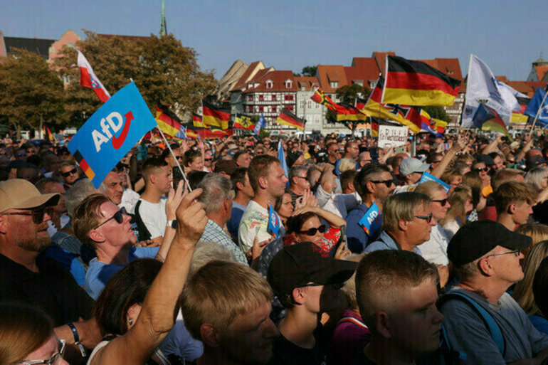 Germanys AfD to soften stance on migrants  Bild