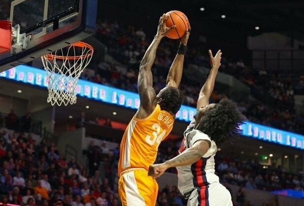 Jaemyn Brakefield carries Ole Miss to win over No. 4 Vols