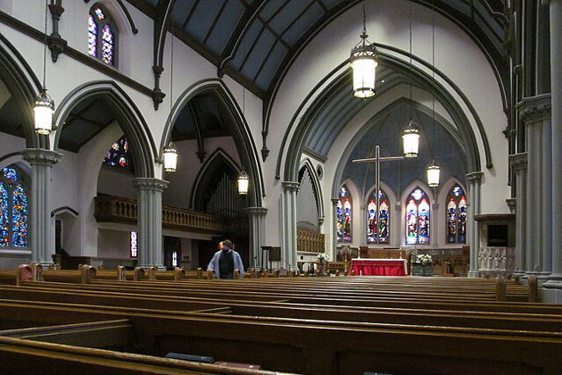 Pittsburgh head priest caught stealing baseball cards from Walmart