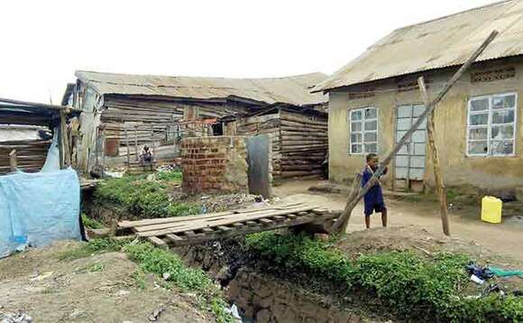 Akabanda (mu kasonda) Mugisha waabadde akasibira ku mwala gw’omu Ndeeba. Akabanda (mu kasonda) Mugisha waabadde akasibira ku mwala gw’omu Ndeeba.