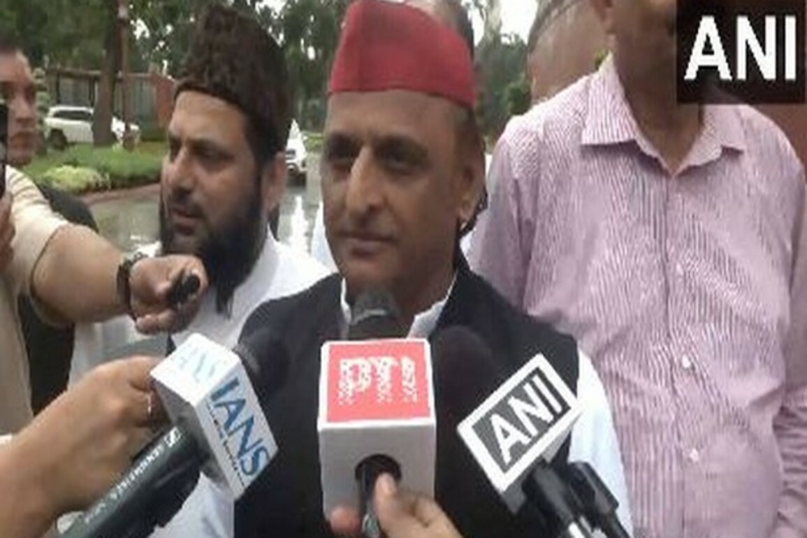 "Faith connects; BJP's tool is religion": Akhilesh Yadav on his party's meeting at Parliament Street Mosque