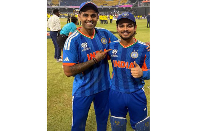 "Jiya ho Bihar Ke Lala": Suryakumar Yadav praises Ishan Kishan for his match-winning knock against Pakistan