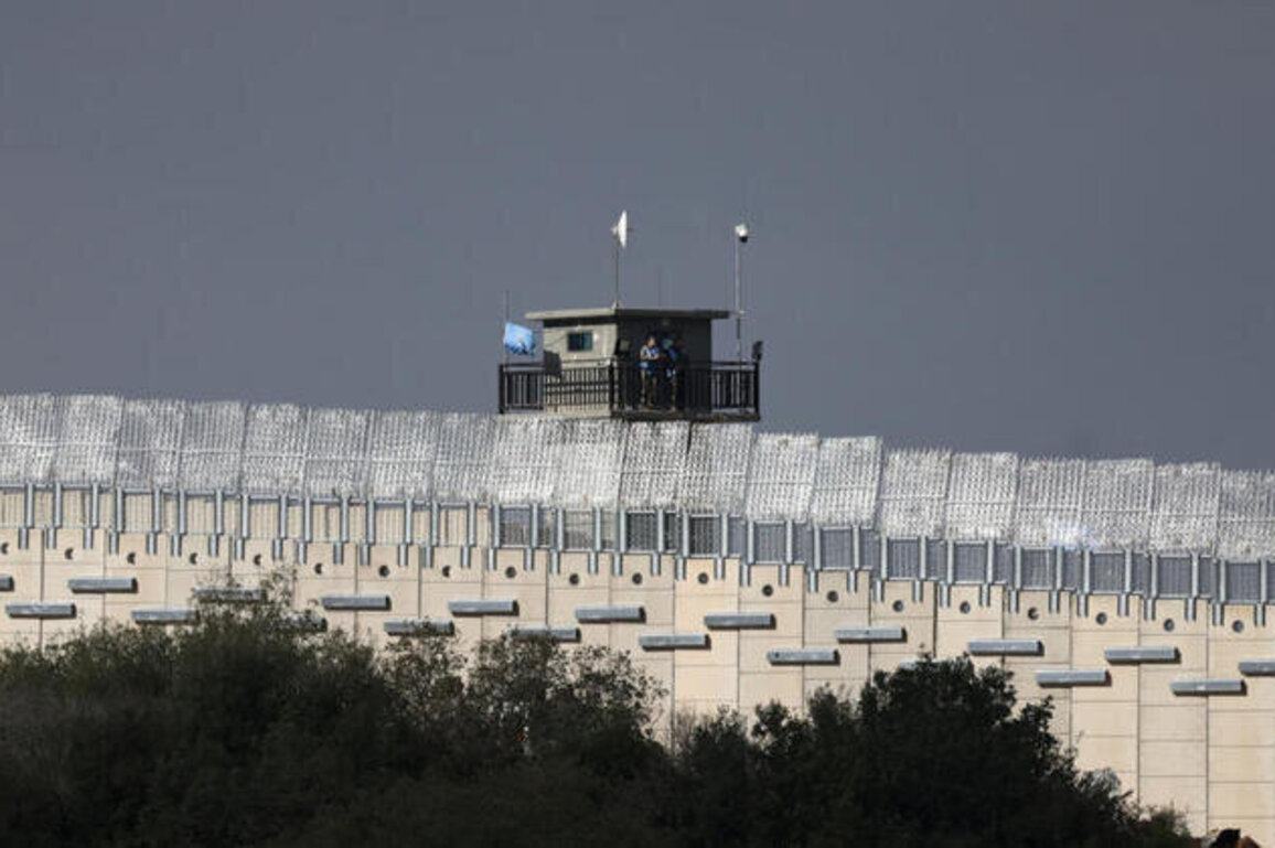 Israeli soldiers shoot at UN peacekeepers in southern Lebanon
