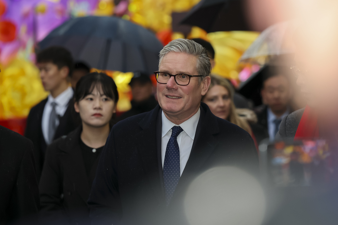 CHINA-SHANGHAI-YUYUAN GARDEN-BRITISH PM-VISIT (CN)