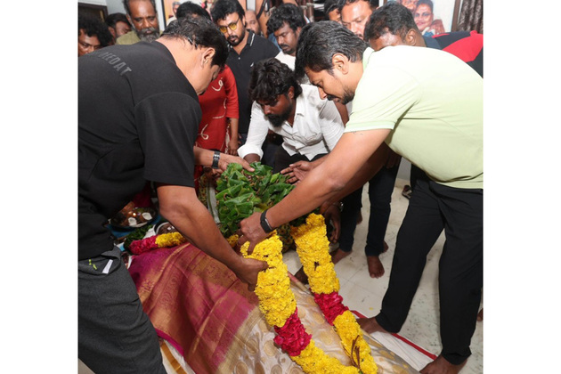 Robo Shankar funeral: Udhayanidhi Stalin, film fraternity, fans pay last respects in Chennai