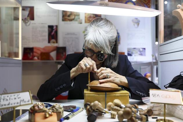 (CIIE) Italian jewelry house makes China debut, connections at CIIE in Shanghai