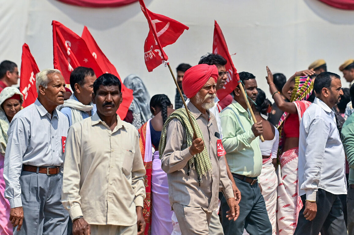 Left not right choice for voters; Kerala loss, Bengal failure adds to party's continuous decline