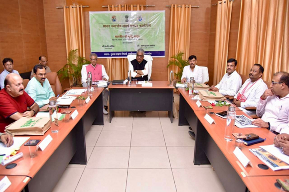 Union Minister Bhupender Yadav chairs workshop on Management of Human-Wildlife Conflict
