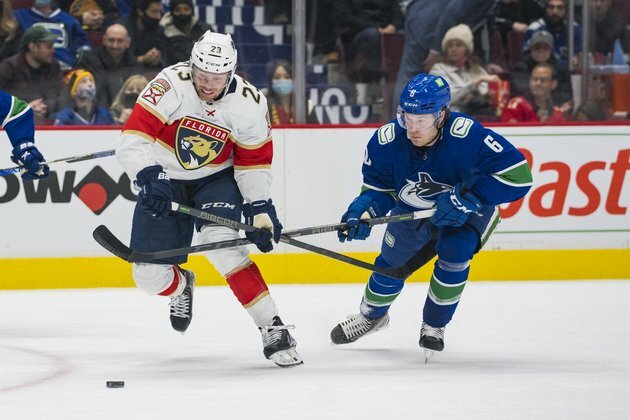 Panthers ruin short-handed Canucks' homecoming