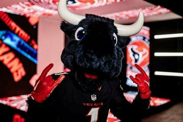 Texans Mascot TORO Nominated for Hall of Fame
