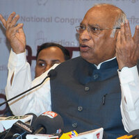 "Highly objectionable, dehumanising choice of words": ECI as it gives Kharge 24-hour ultimatum to clarify remarks on PM