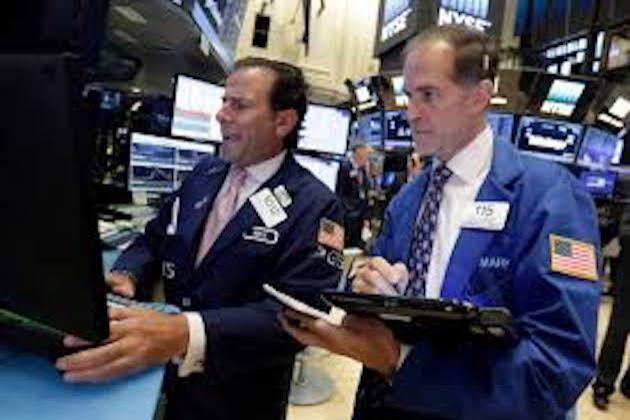 Rise in retail sales in August fails to lift U.S. stocks