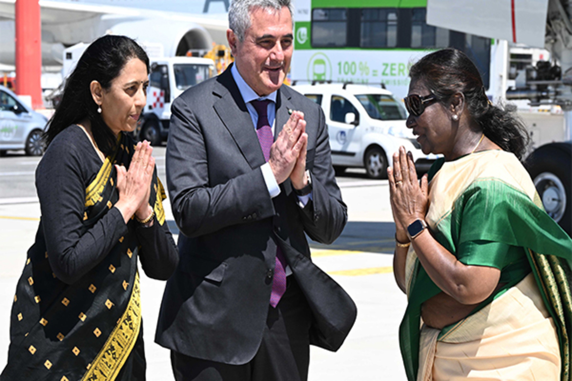 President Murmu arrives in Rome for Pope Francis' funeral