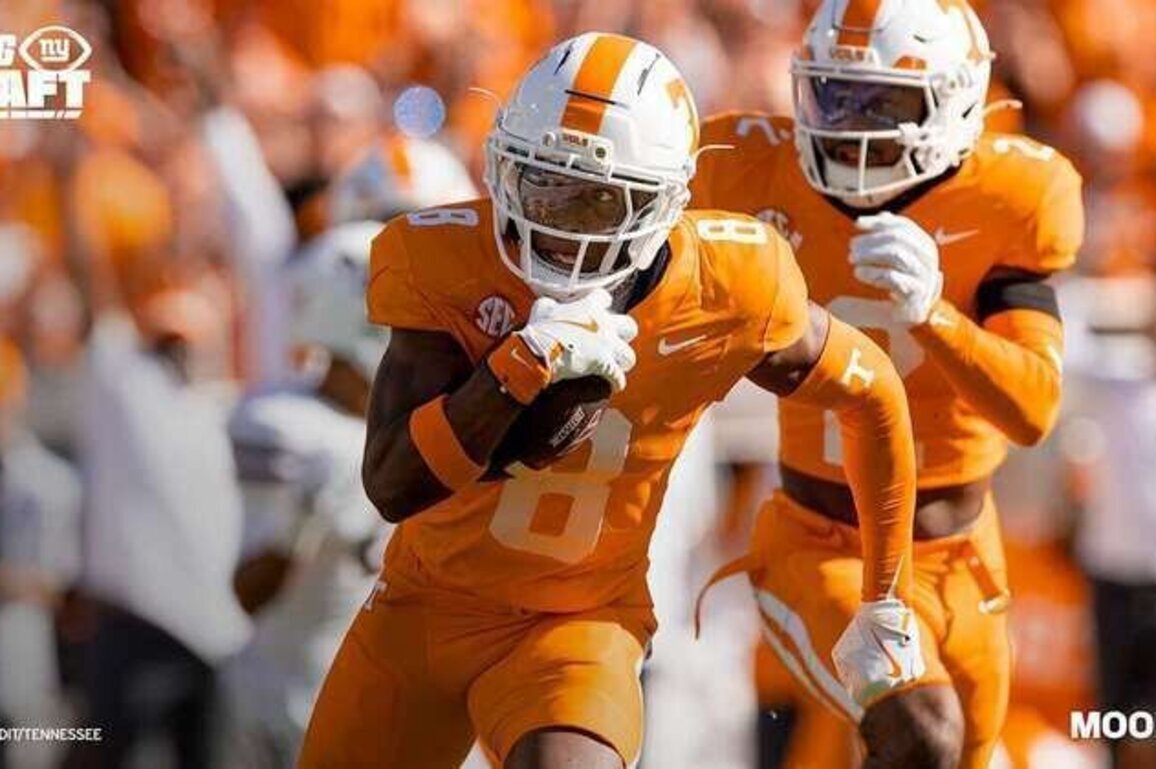 Colton Hood Scouting 'Run-defense wiring exactly what coaches want'