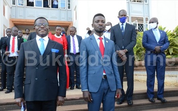 Ebyabaddewo nga Bobi Wine akyadde e Mmengo okusisinkana Mayiga