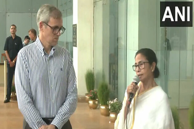 CMs Mamata, Omar pitch for stronger JK-Bengal ties, cultural and trade collaboration