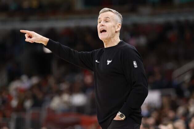 Eight Bulls post double figures as Pelicans can't keep pace