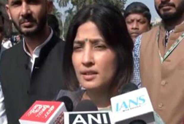 "People sitting in power taking country backwards": Samajwadi Party MP Dimple Yadav on Ajmer Dargah row