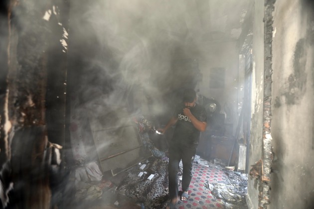 IRAQ-BAGHDAD-CIVILIAN HOUSE-FIRE