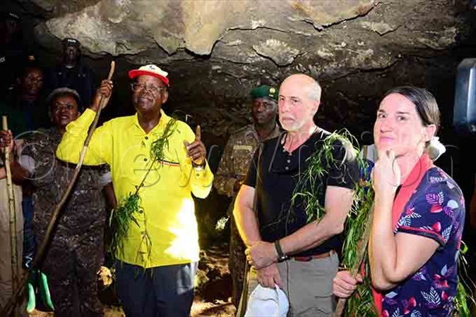  rof phraim amuntu the minister for tourism wildlife and antiquities left with the  head of delegation ttilio acifici and the ustrian envoy r oswitha remser otehr envoys plus  officials in the apkwai ake in the t lgon  ec 112019